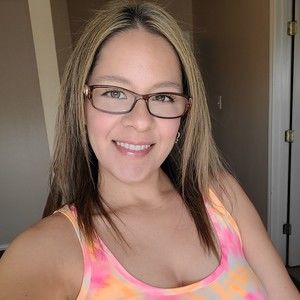 Meet your Posher, Posh